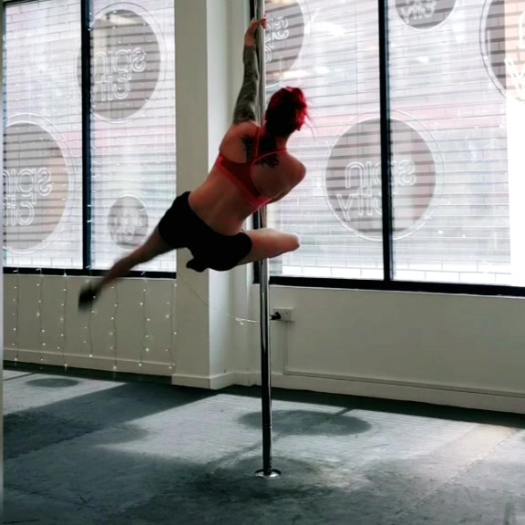 @The Pole Dancing Therapist