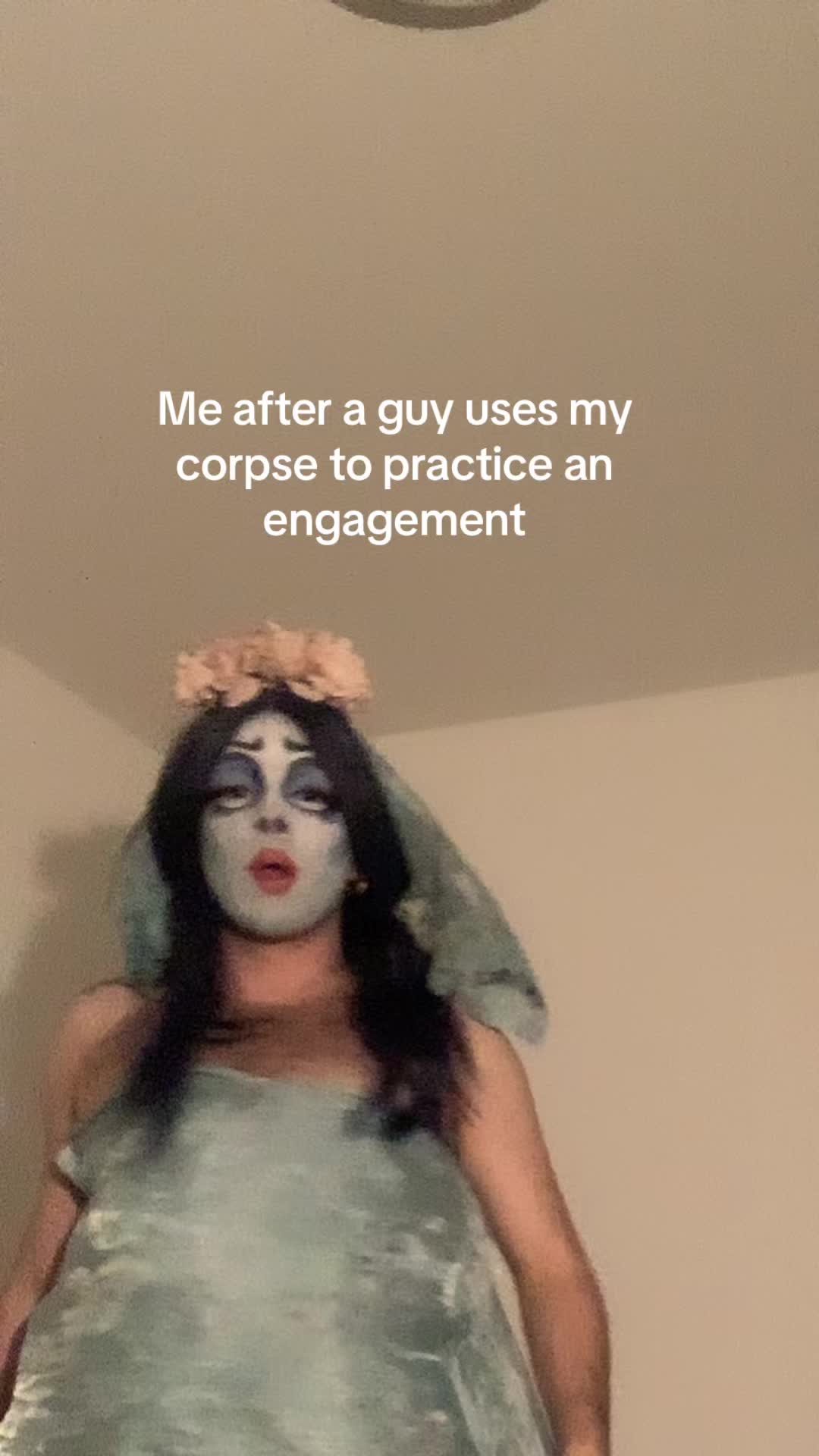 @Bella Troįa