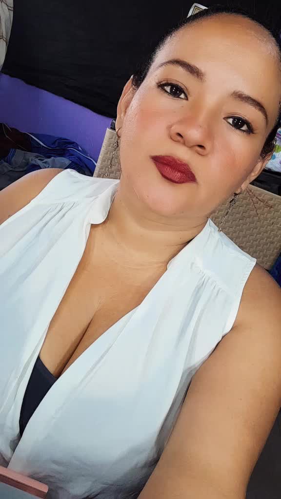 @Tania Acosta Makeup