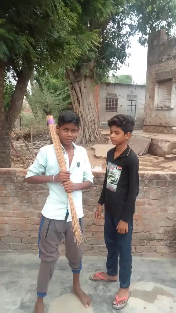 @@Karol boys