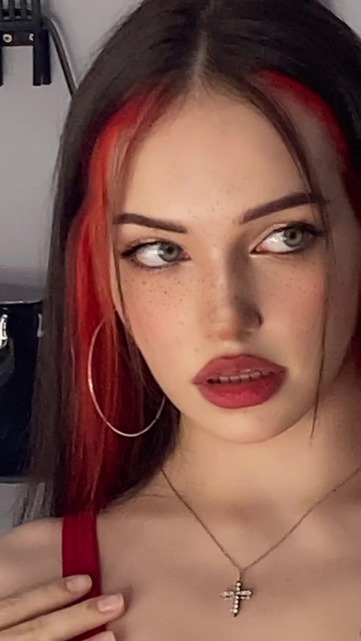 @𝕶𝖗𝖎𝖘 𝖁𝖆𝖓𝖉𝖊𝖗
