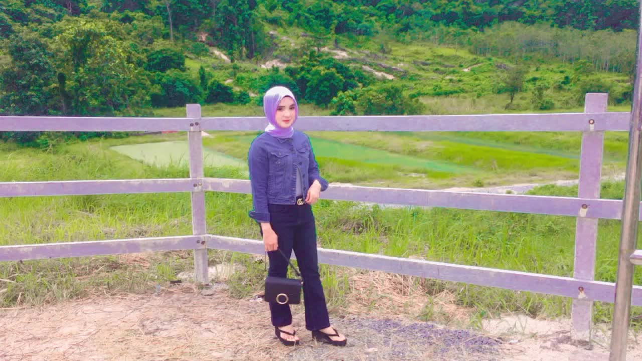 @farah_muhadi