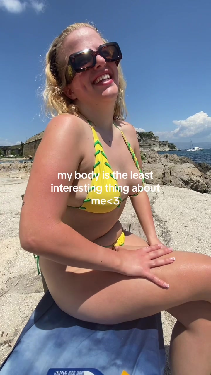 @Ameliaafleur