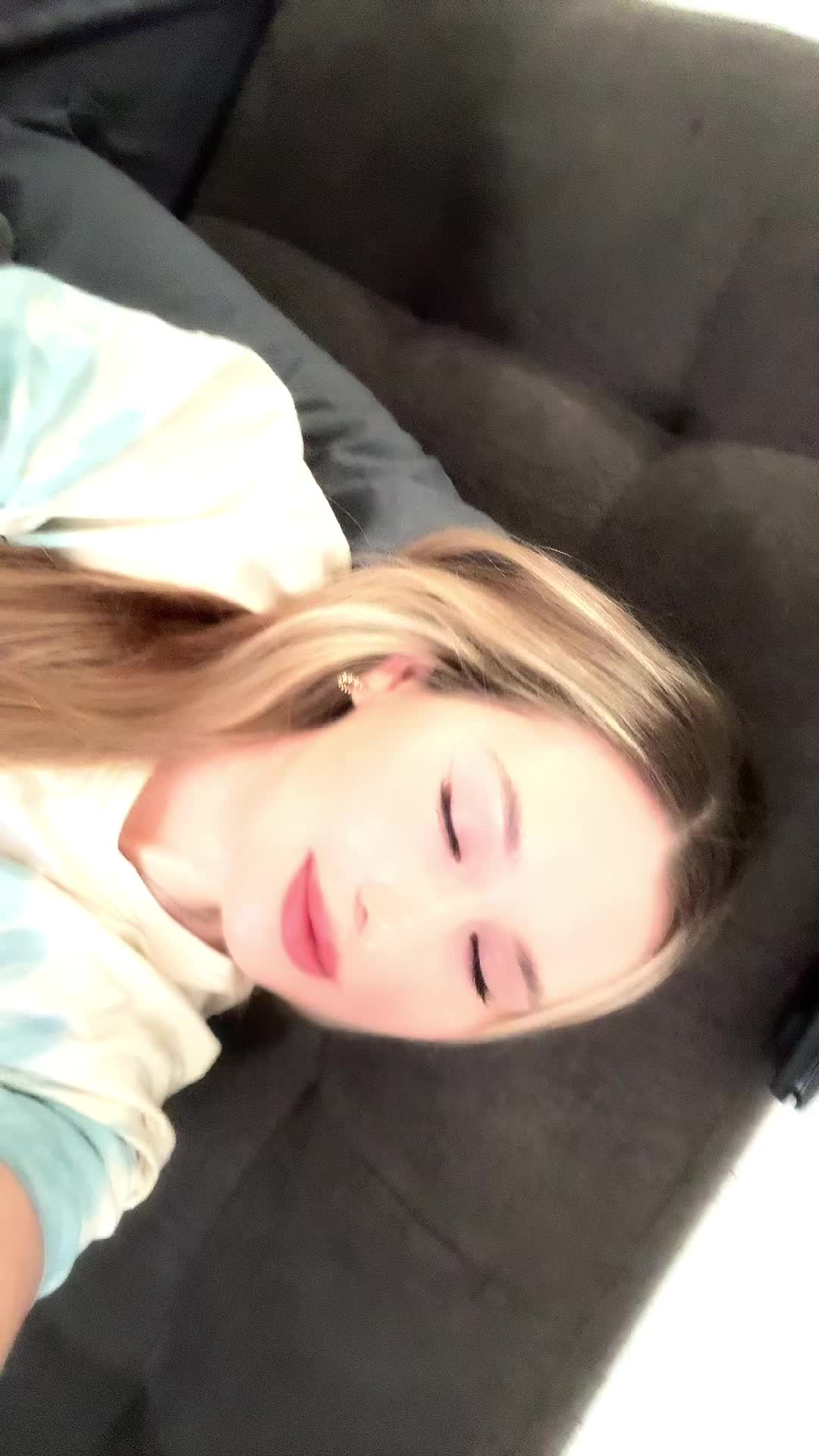 @Алина Высоцкая