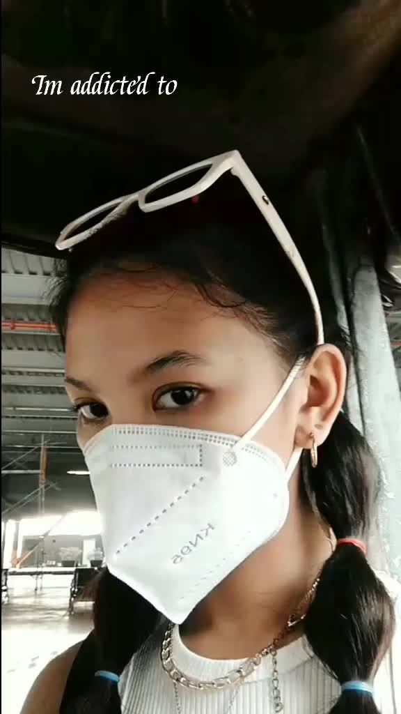 @Khlooeee