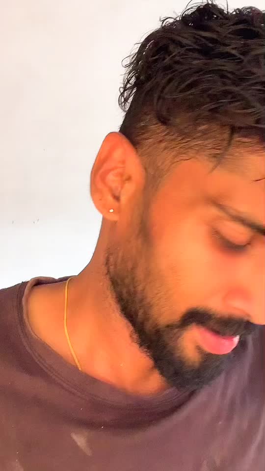 @𝓜𝓪𝓷𝓾