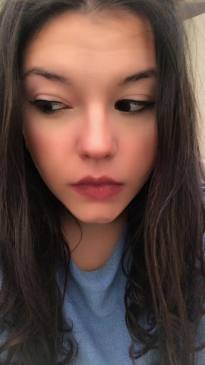 @Alexa💫