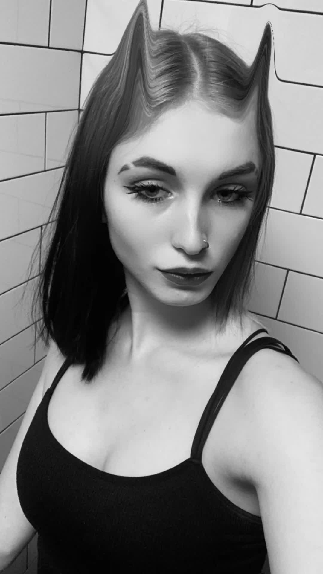 @_.lil._kitty._
