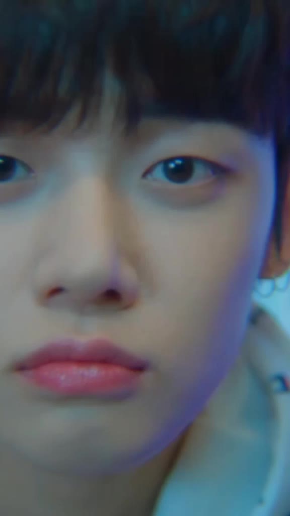 @투바투𖧵✶✜⁵