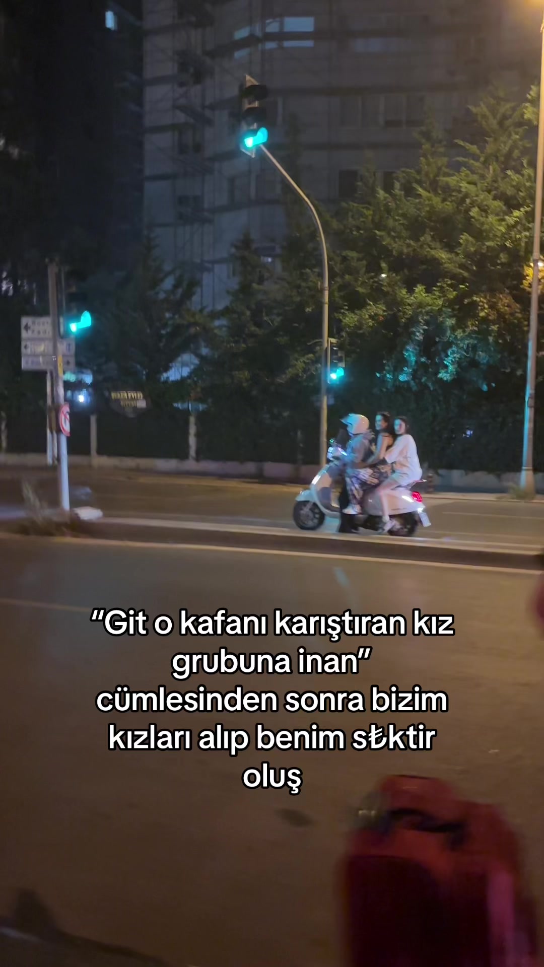 @Selin Saçaklı