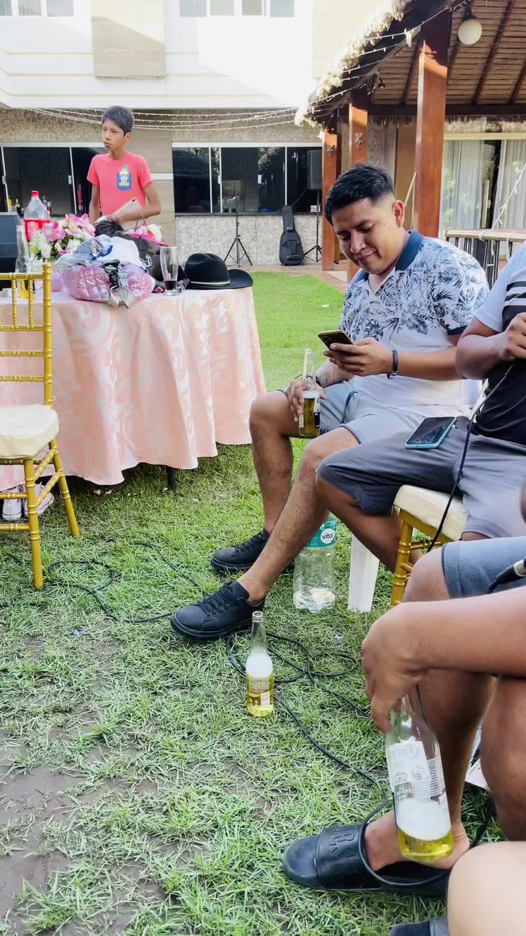 @Roniko Lauro