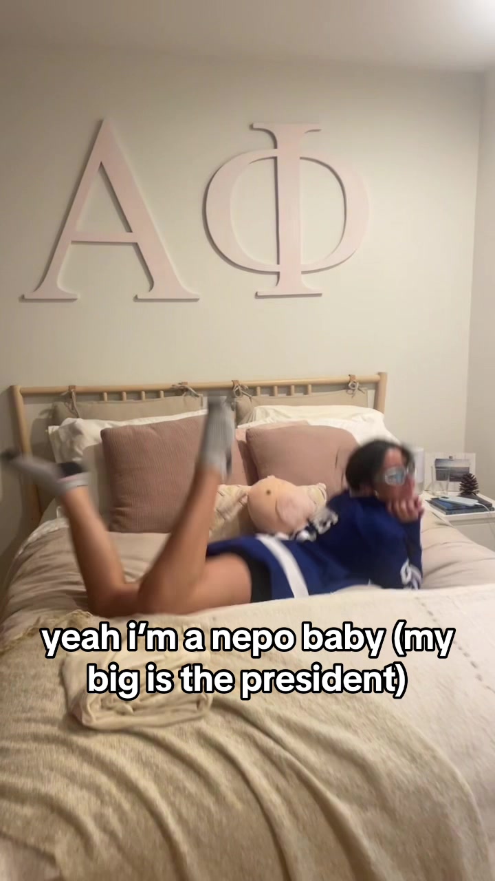 @Bellaaaaaa
