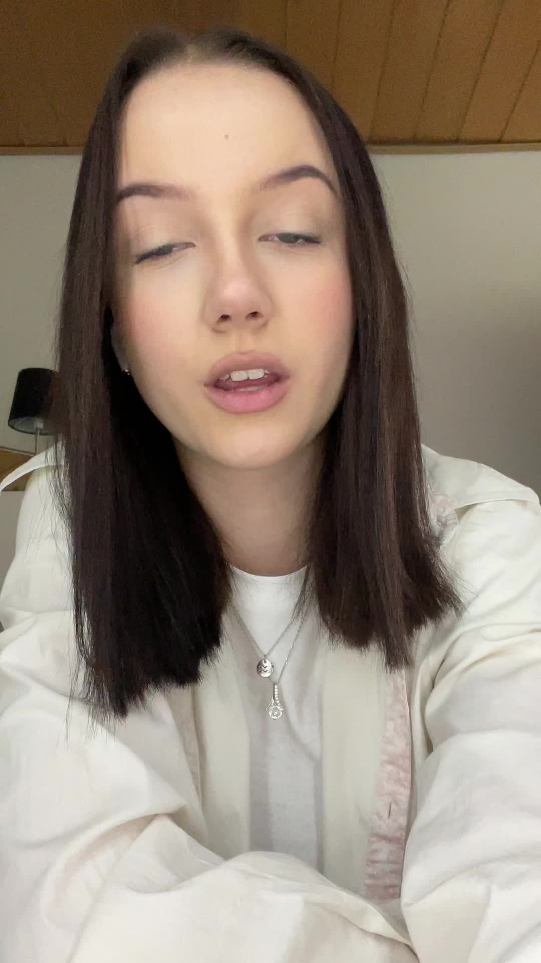 @Emily🌹