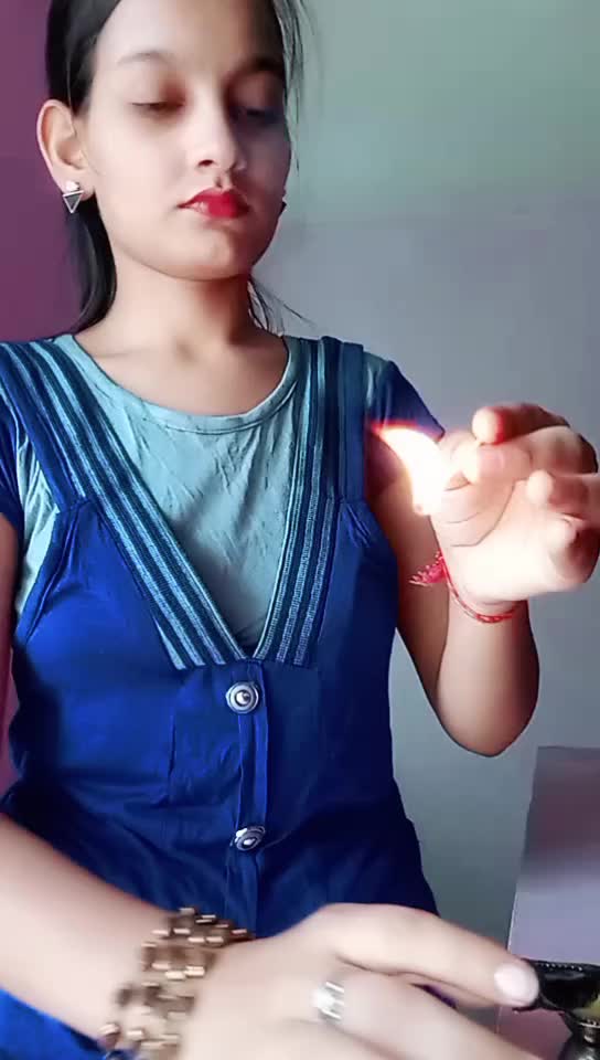 @Cute Kittu