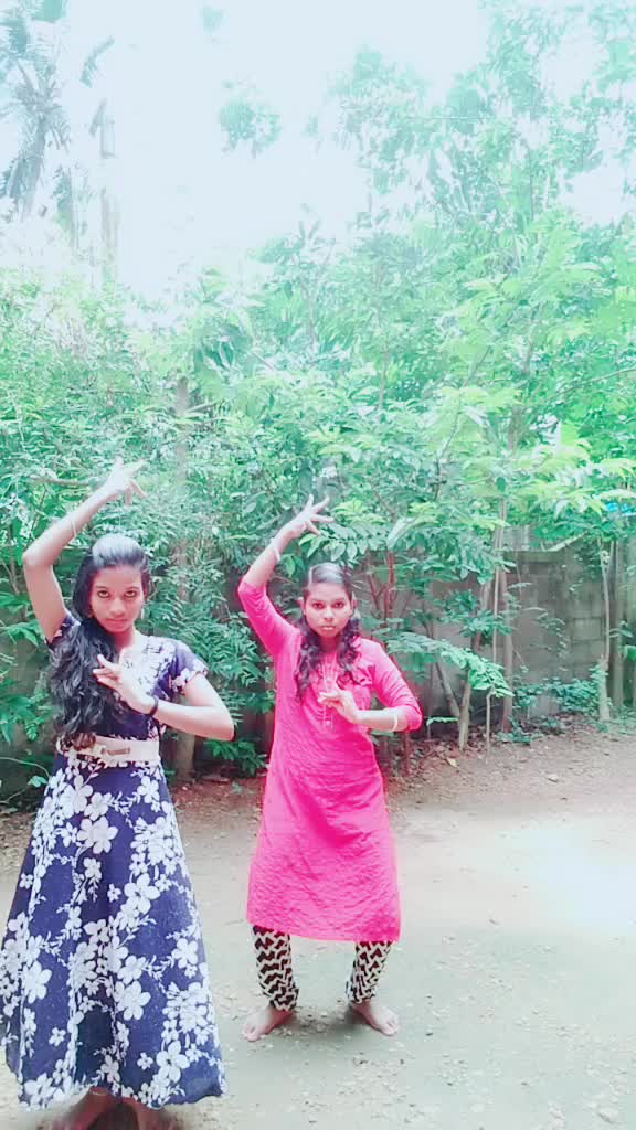 @Sneha _ Achu ๐ญ