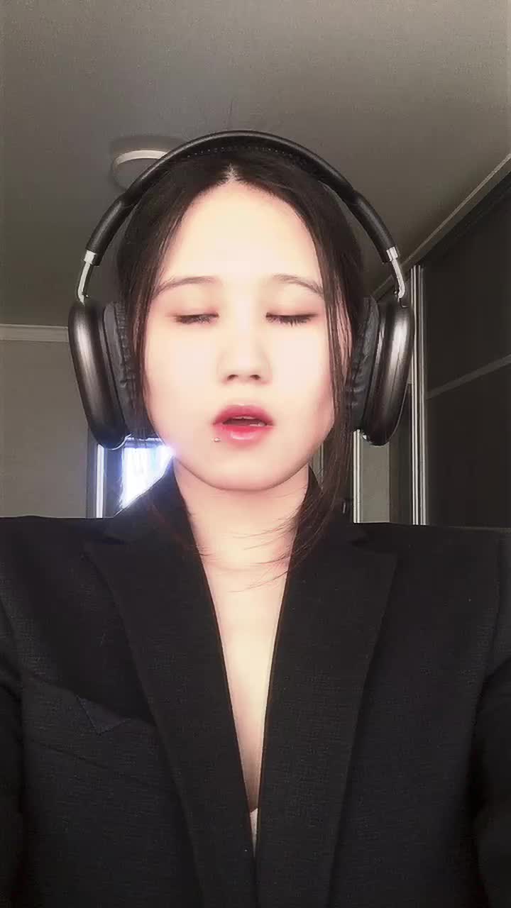 @esaawr.2