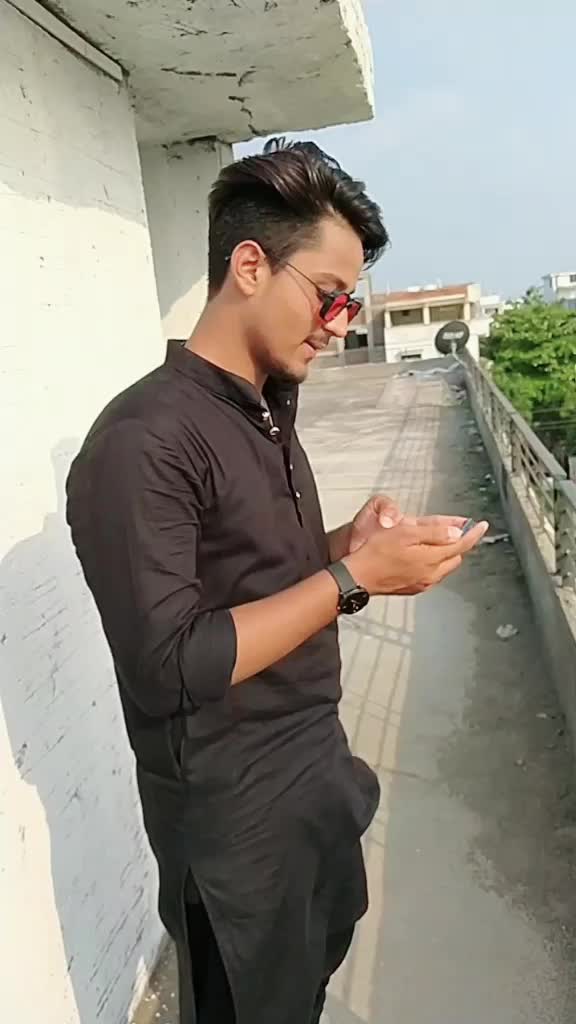 @FaizeEb Shaikh💋