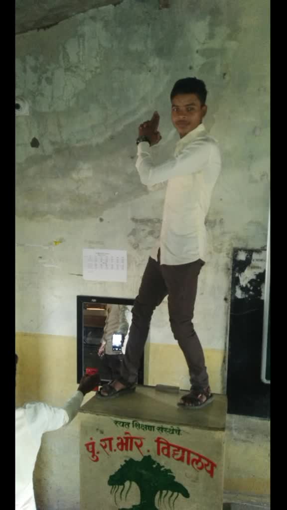 @कट्टर आदिवासी🏹🏹🏹