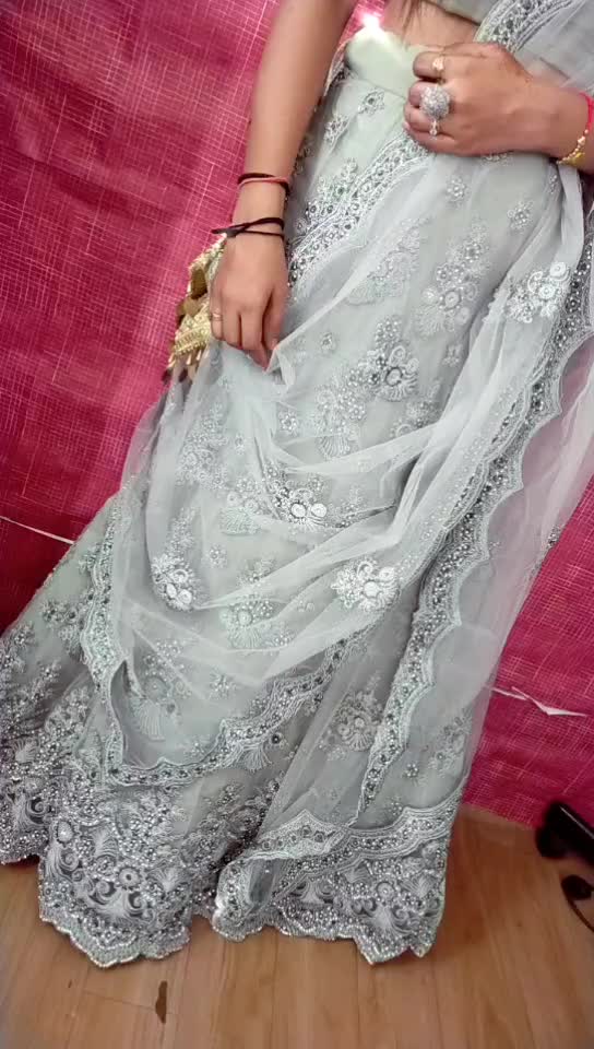 @M D MakeoveR