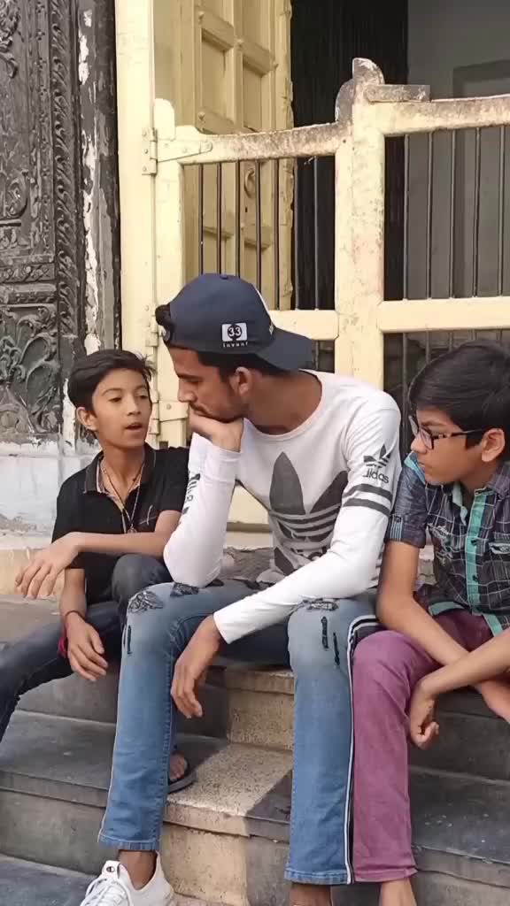 @27_UD_boys