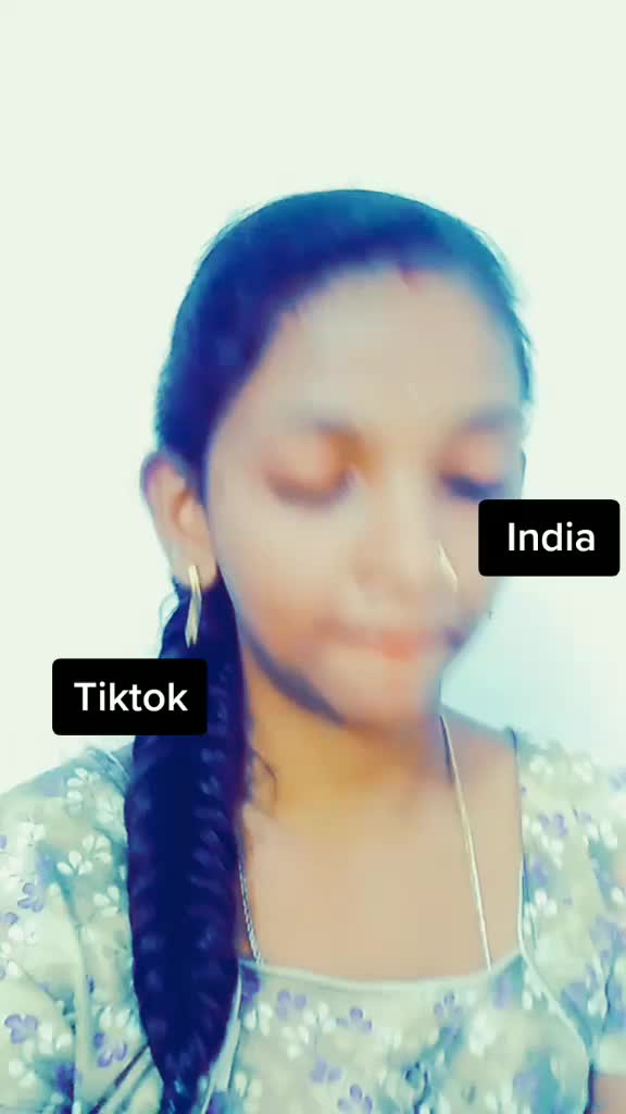 @santhoshi chinni 😍