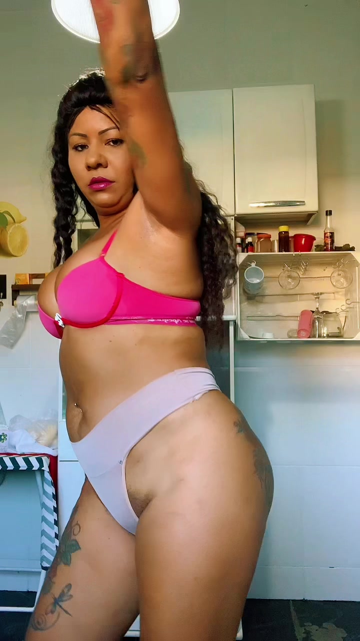 @Luciana