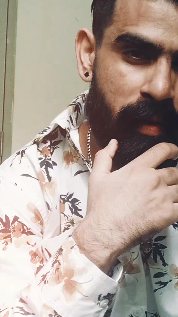 @mustachelover_pb07_w