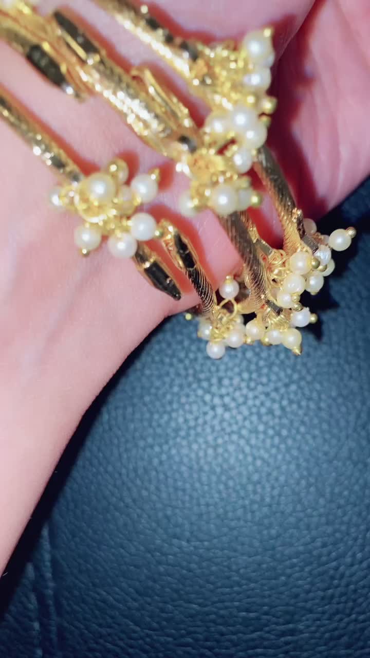 @Mahaaz.Collections