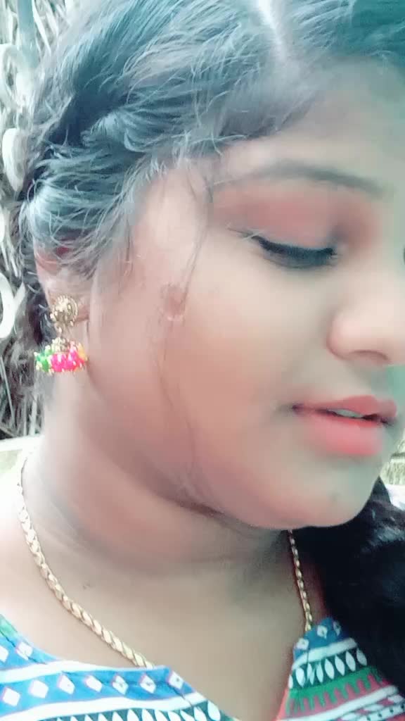 @😊ishu.......Eswari
