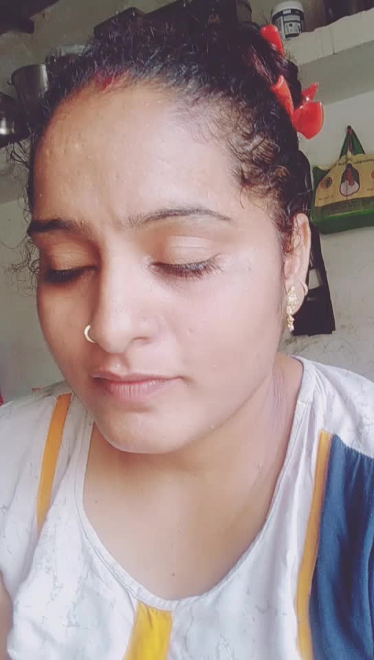 @gayatri besty divya
