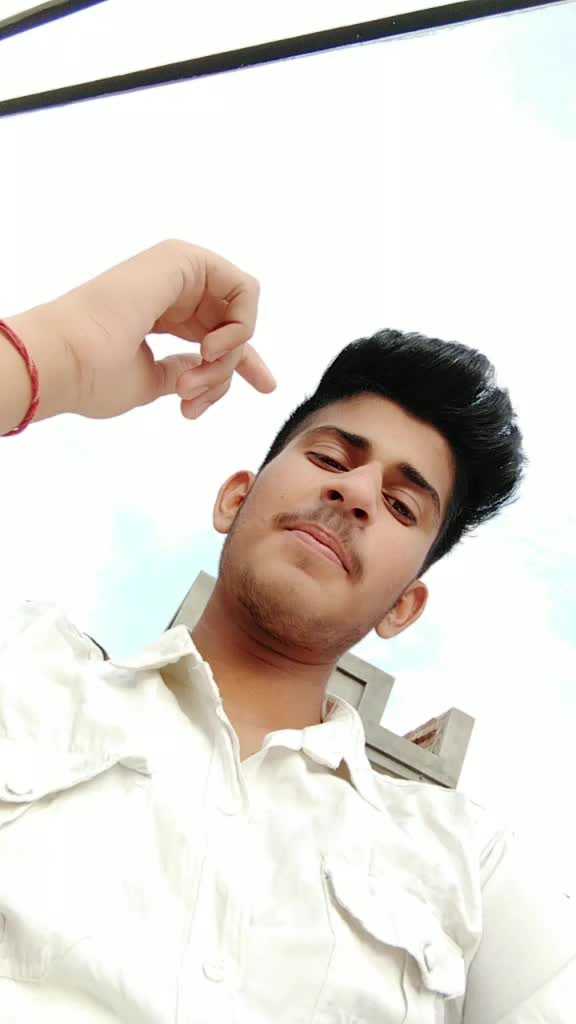 @ਅੱਵੀ ਸਿੱਧੂ ✔️