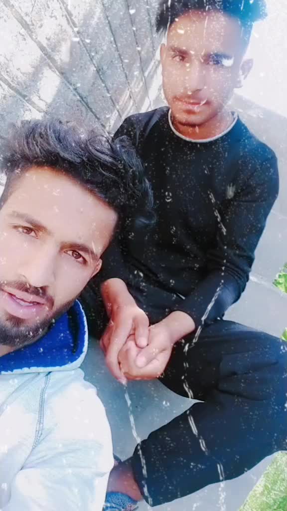 @tawqeer __bhat
