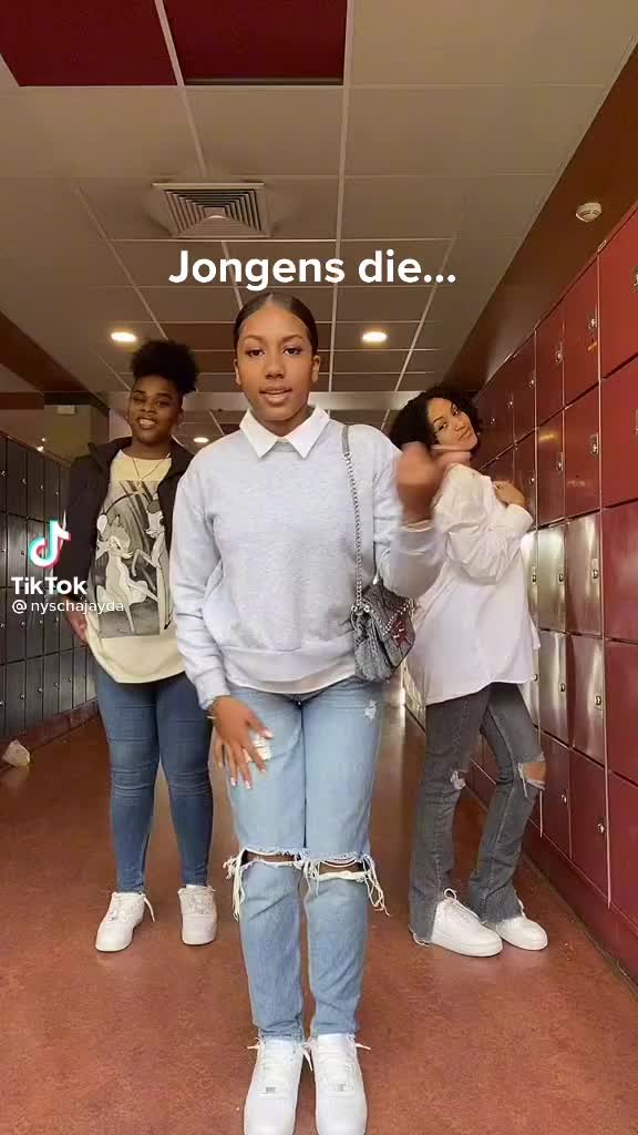 @Girlsss