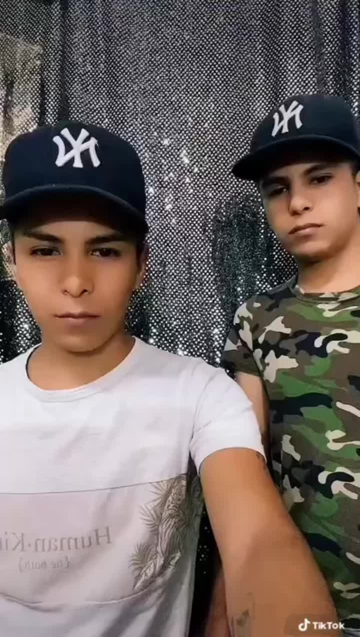 @The drag twins