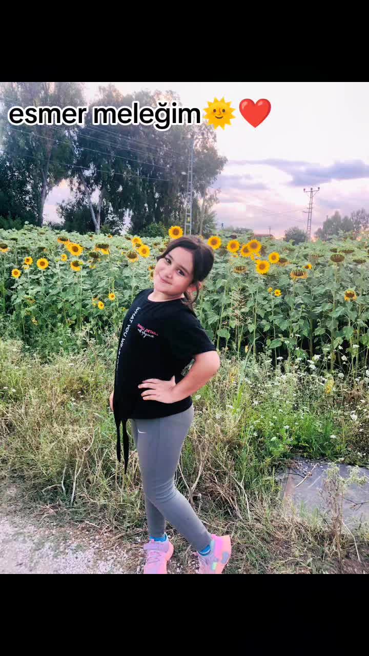 @Esra Erbaş