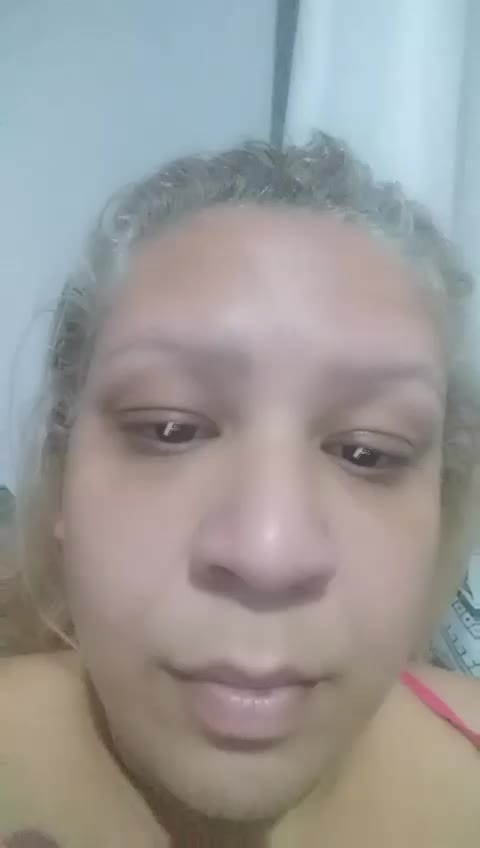 @Tatiane Em&iacute;dio492