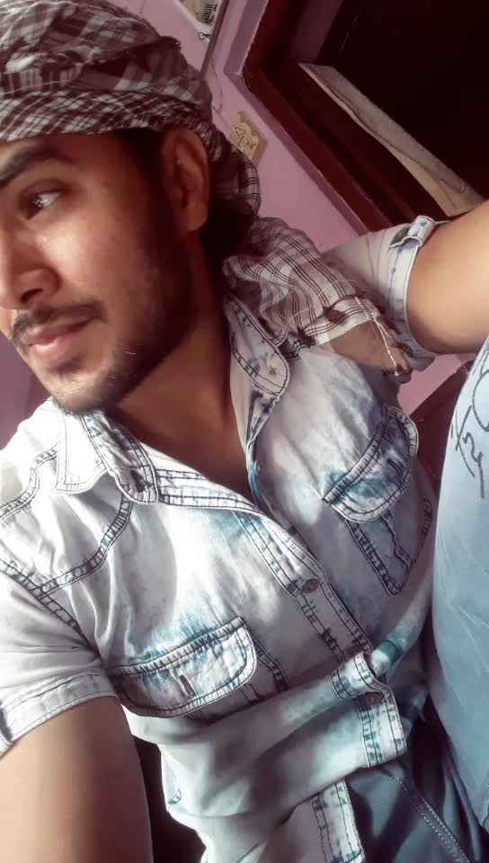 @Iqrar King Khan.....