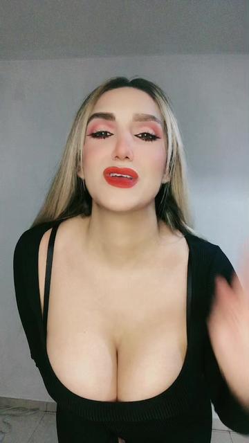 @Azeneth Medina
