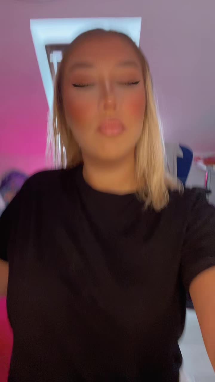 @Emyy🍓