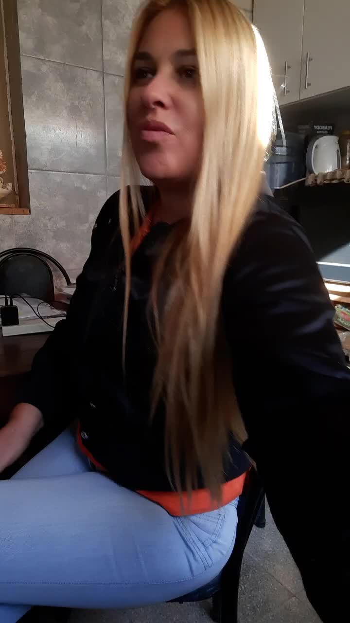 @💥🦋Tania🦋💥