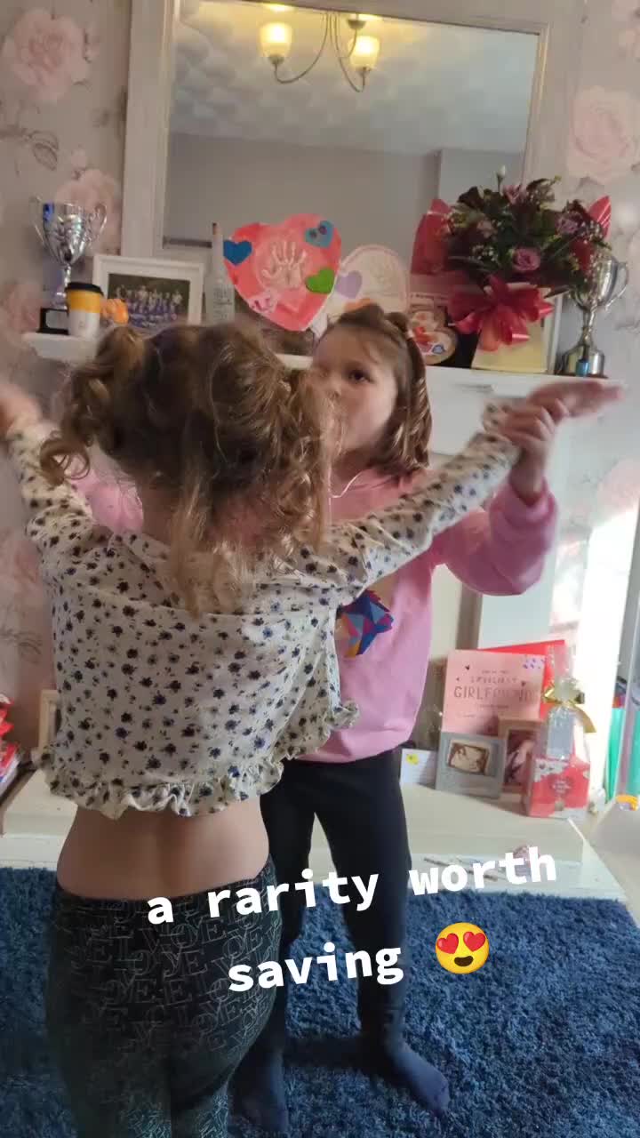 @melissajanex