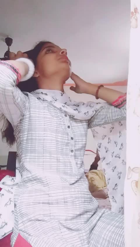 @Ritika THakur...323