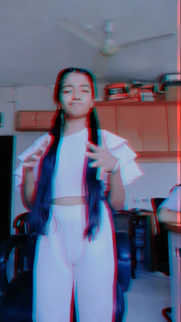 @🦋