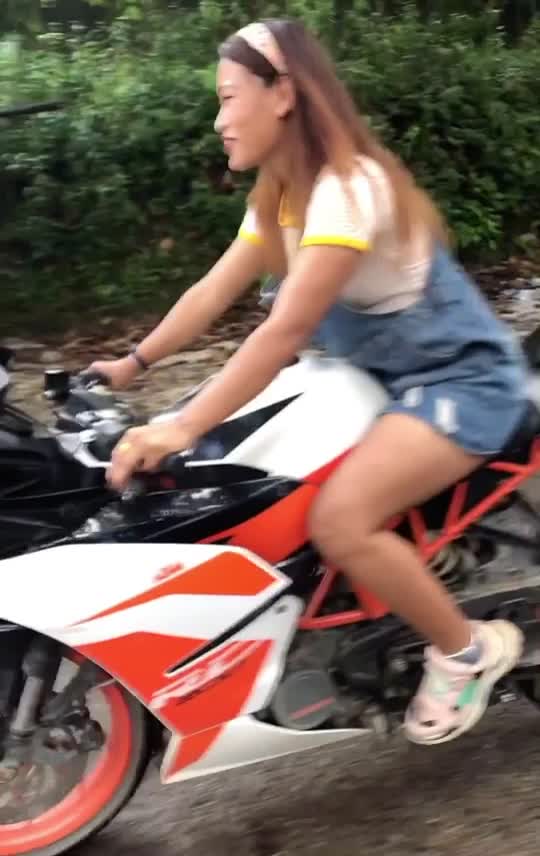 @Lila_Goley123