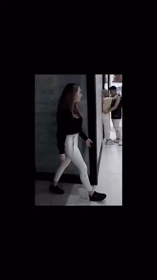 @❌