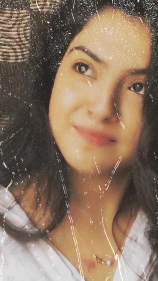 @SimranMazi