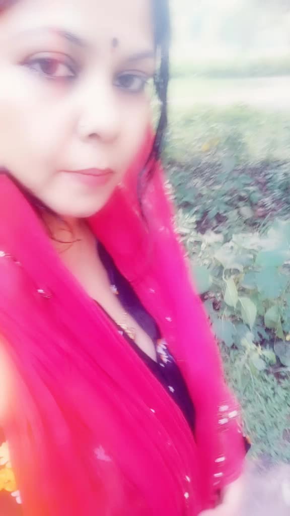 @Reenaroy(😘😘😘😘)