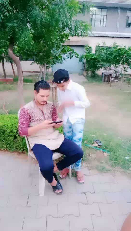 @cuteboy😀😀