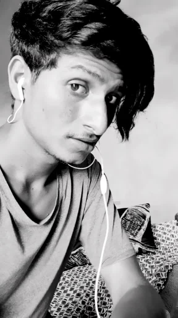 @Siya Mandawari