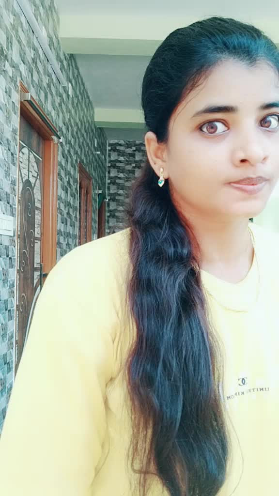 @Nishaactor